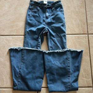 NWOT Three Bird’s Nest Dylan Bellbottoms